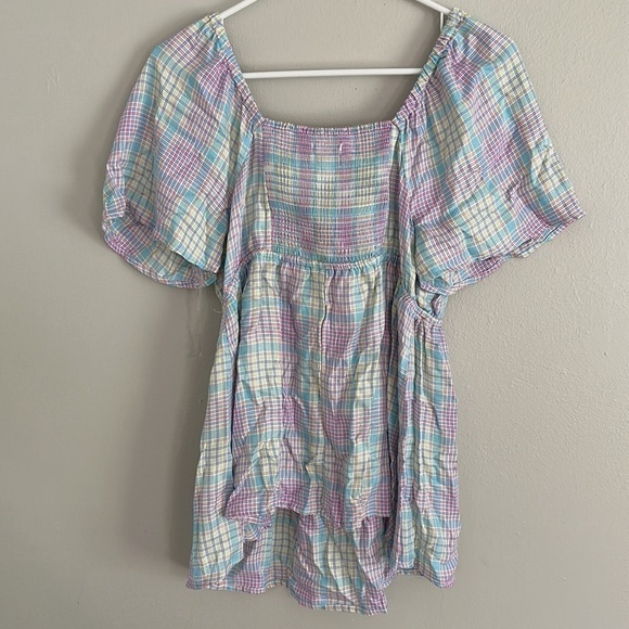 Women's Size Medium Ingrid + Isabel Colorful Maternity Top - Picture 2 of 3